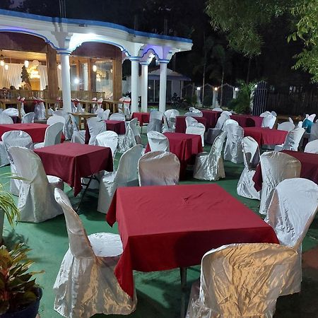 MRD Beach Hotel Trincomalee Exterior foto