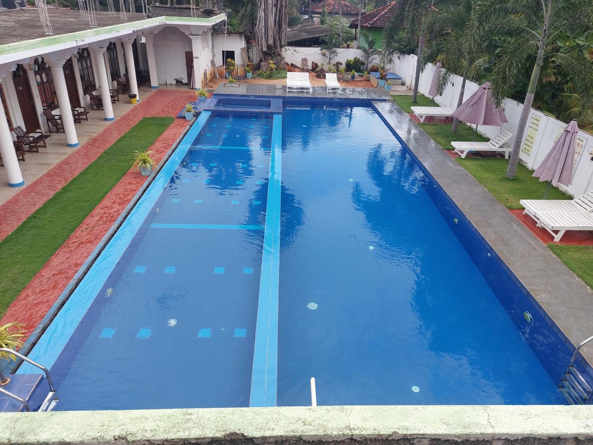 MRD Beach Hotel Trincomalee Exterior foto