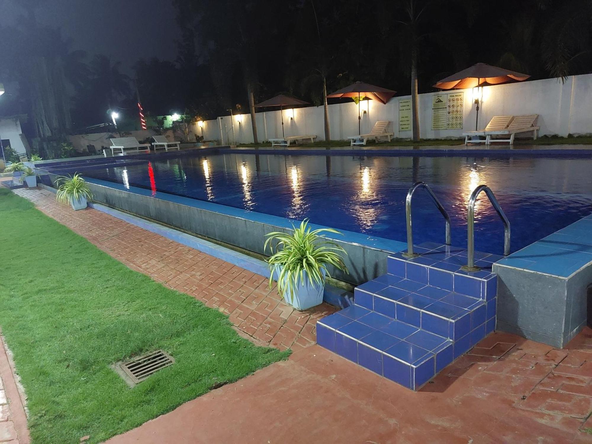 MRD Beach Hotel Trincomalee Exterior foto